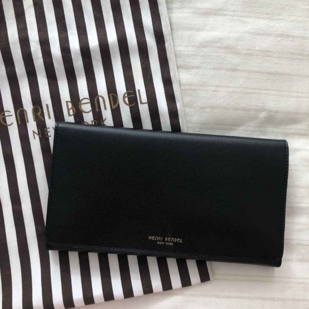Henri bendel - gorgeous leather jewelry folio wallet